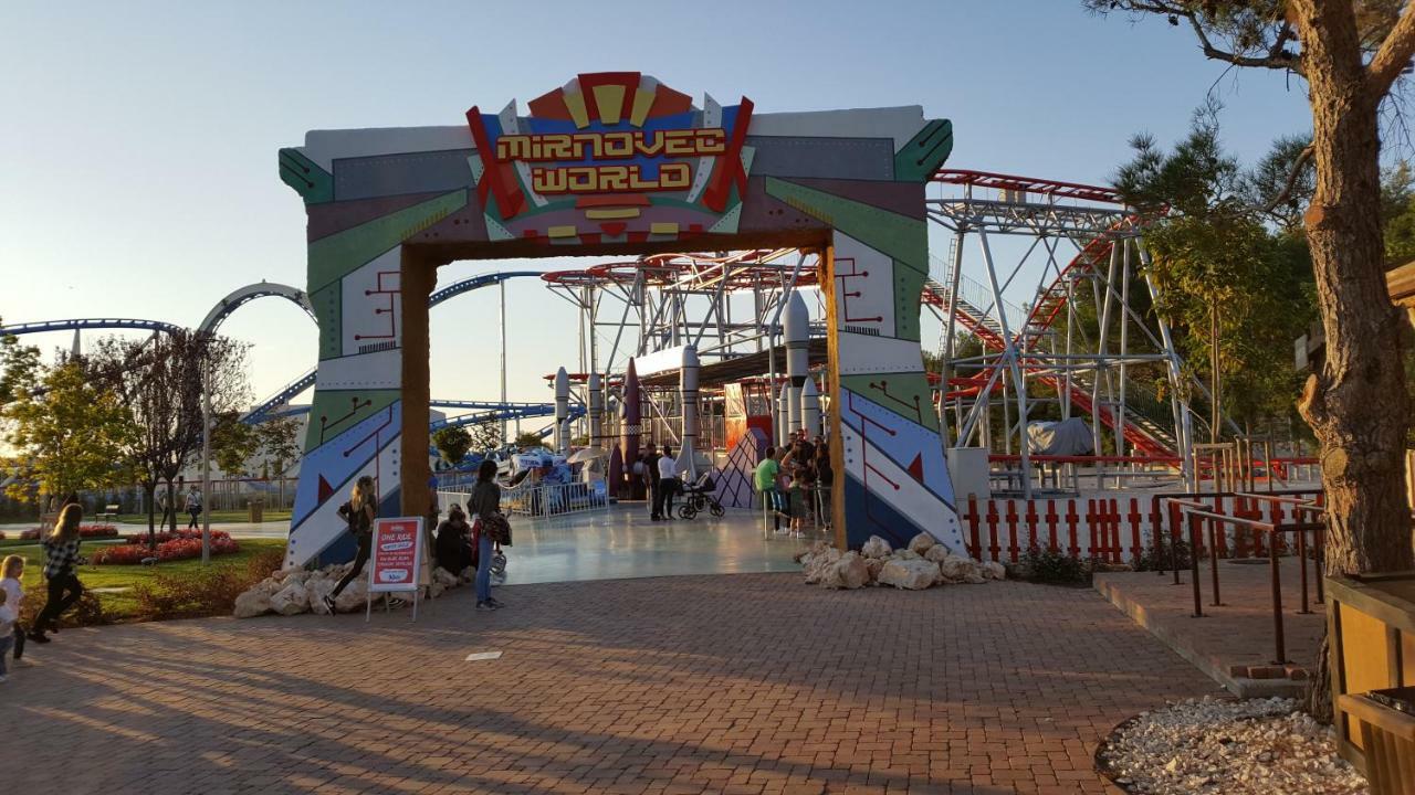 דירות ביוגראד נה מורו Marina מראה חיצוני תמונה